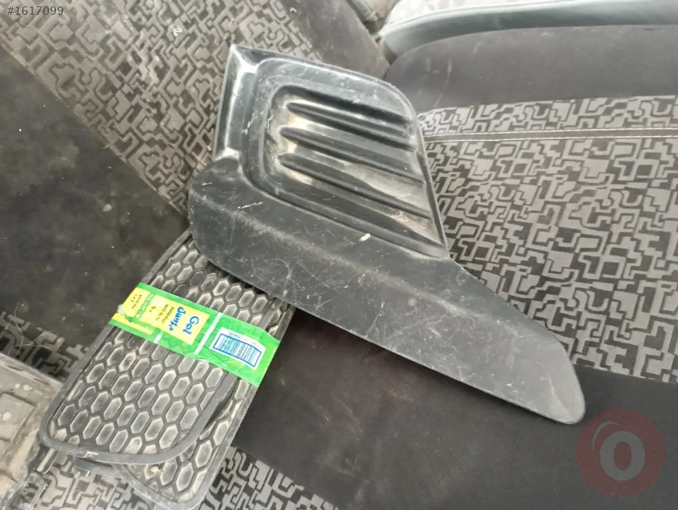 RENAULT CLİO SMBOL SİS FAR YUVASI(263363749R)