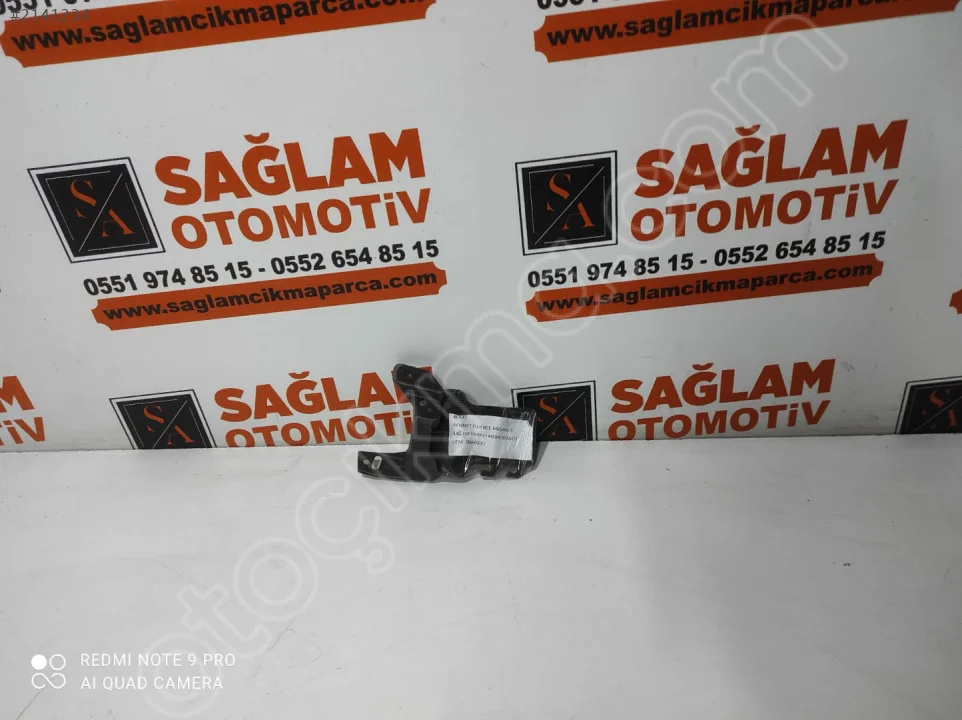 RENAULT FLUENCE-MEGANE-3 SAĞ FARYIKAMA MEME BRAKET 286640002