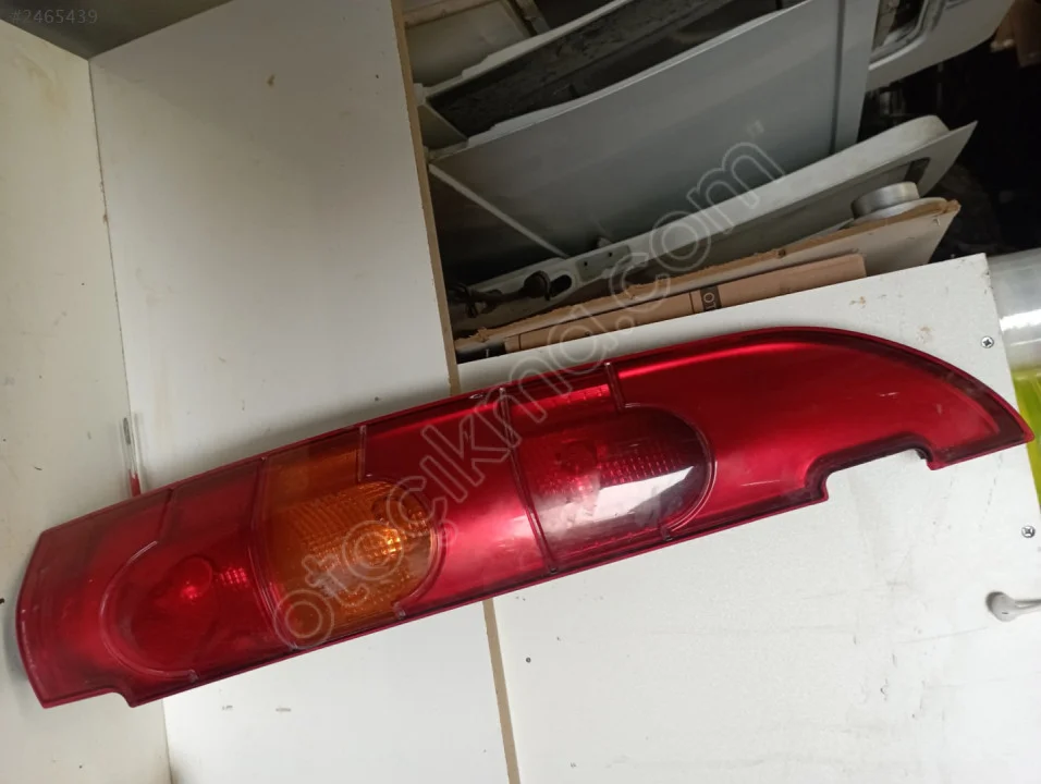 RENAULT KANGO2.ÇİFTKAPI ARKA STOP SOL.8200150623