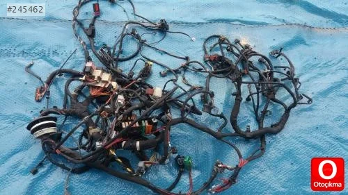 Renault kangoo 3 göğüs içi tesisatı