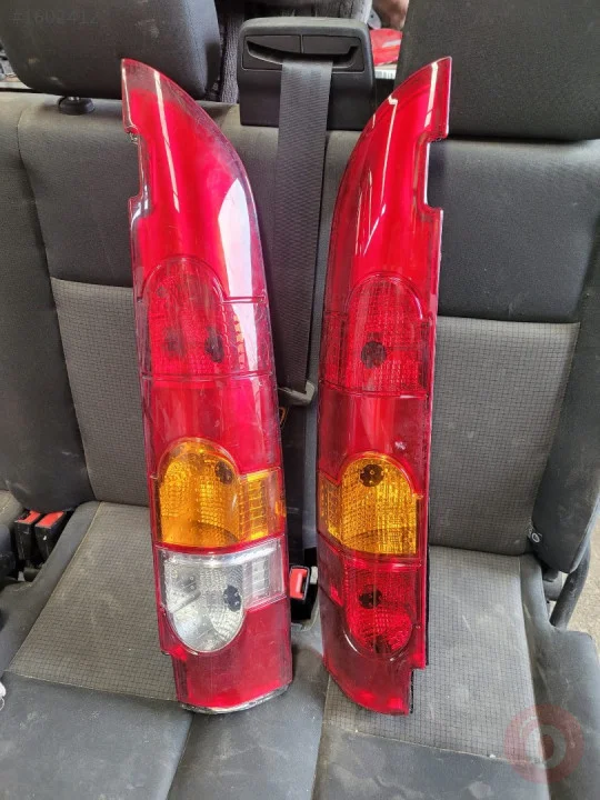 RENAULT KANGOO ARKA STOP