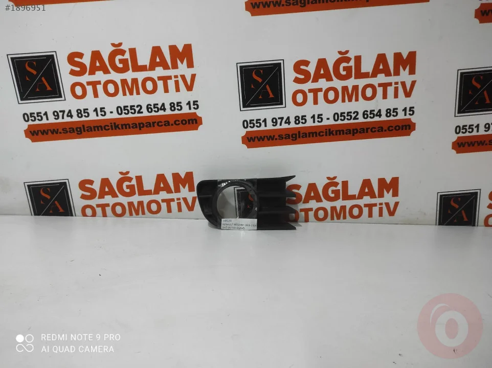 RENAULT MEGANE 03-06 ÇIKMA  SAĞ SİS FAR KAPAĞI
