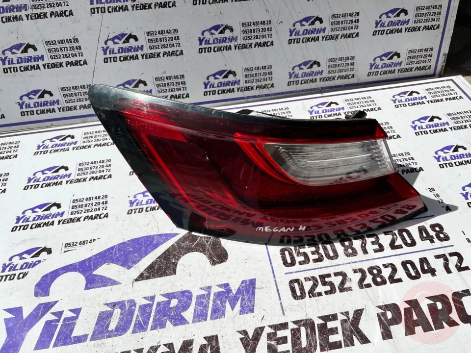 RENAULT MEGANE 4 SOL ARKA STOP