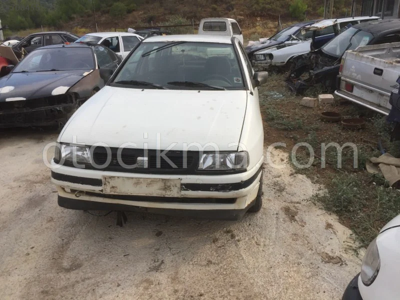 SEAT IBİZA SAĞ SOL FAR