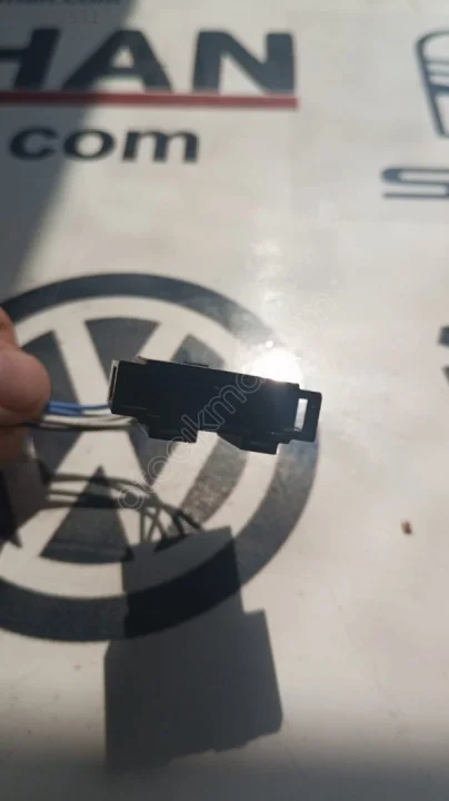 Seat Leon 2015 arka stop sinyal led fiş soketi