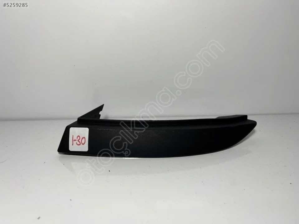 Suzuki Alto Arka Stop Altı Kaşı Sağ 850764232R