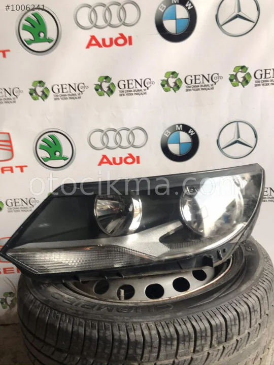 TİGUAN ORJINAL SAĞ  FAR VE TÜM ÇIKMA YEDEK PARÇALAR