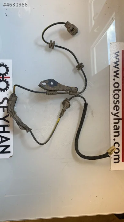 Toyota Corolla 2008 sol arka abs sensörü tesisatı