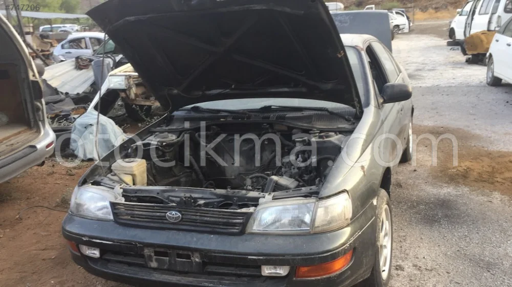 TOYOTA CORONA SAĞ SOL FAR