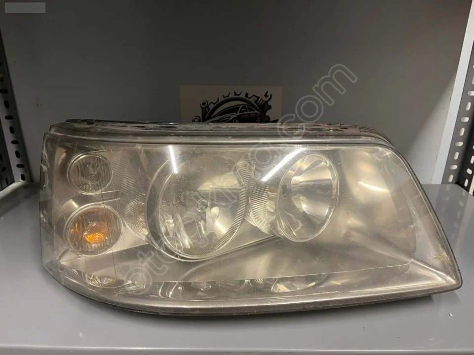 VOLKSWAGEN CARAVELLE SAĞ FAR ORJİNAL