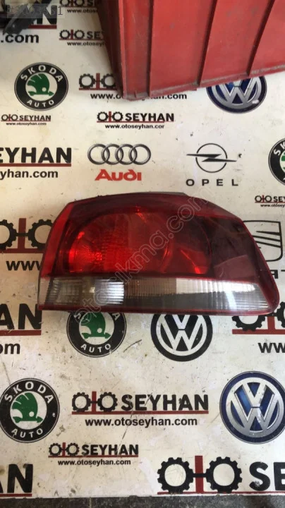 Volkswagen Golf 6 sağ arka stop