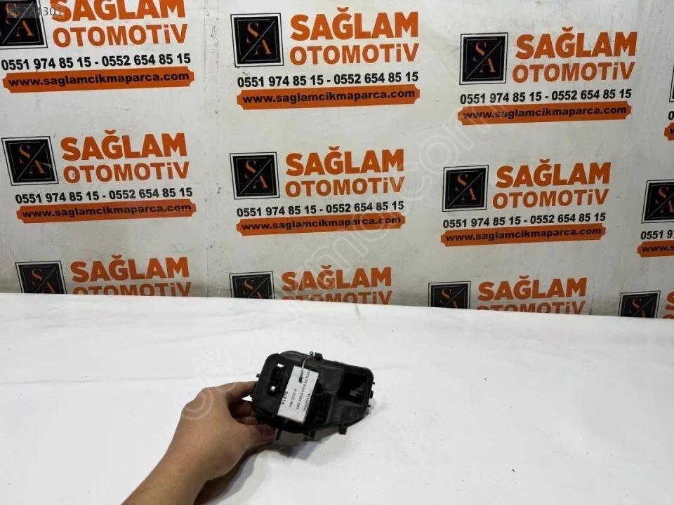 Volkswagen Golf 6 Sağ Arka Stop Duyusu 5K0945258