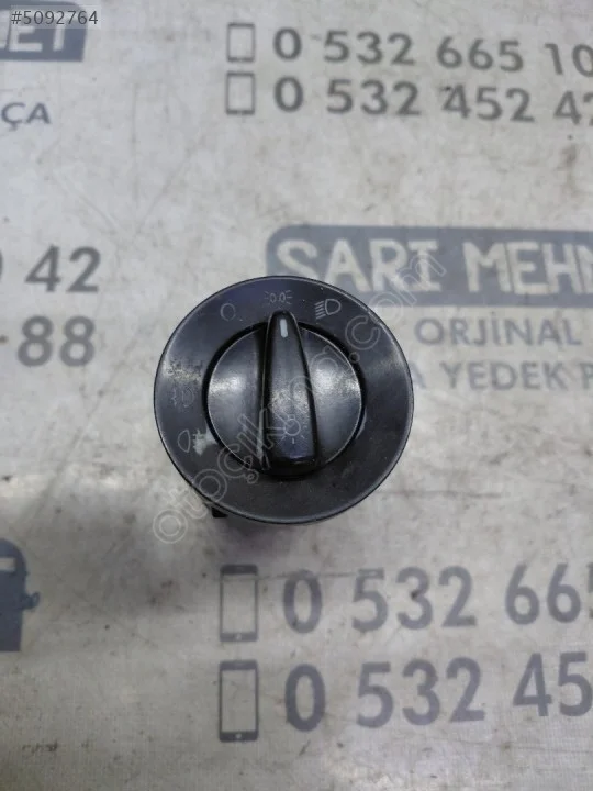 Volkswagen Passat B5 B5.5 Far Anahtarı 3B0941531C