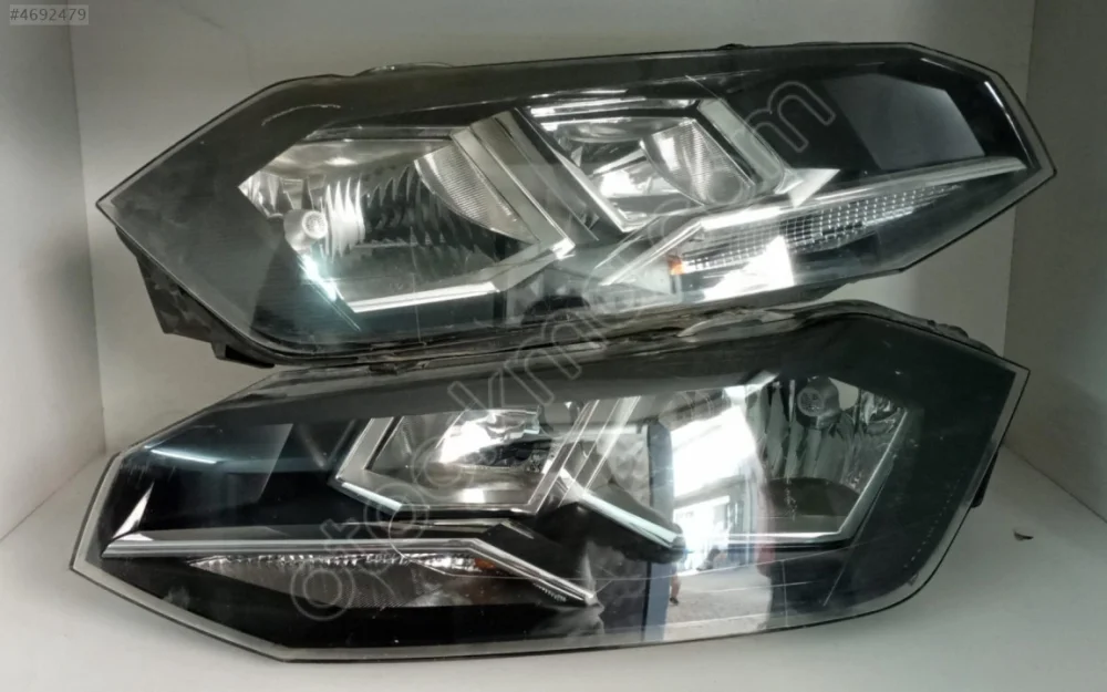 VOLKSWAGEN POLO ORJINAL ÇIKMA SAĞ SOL FAR