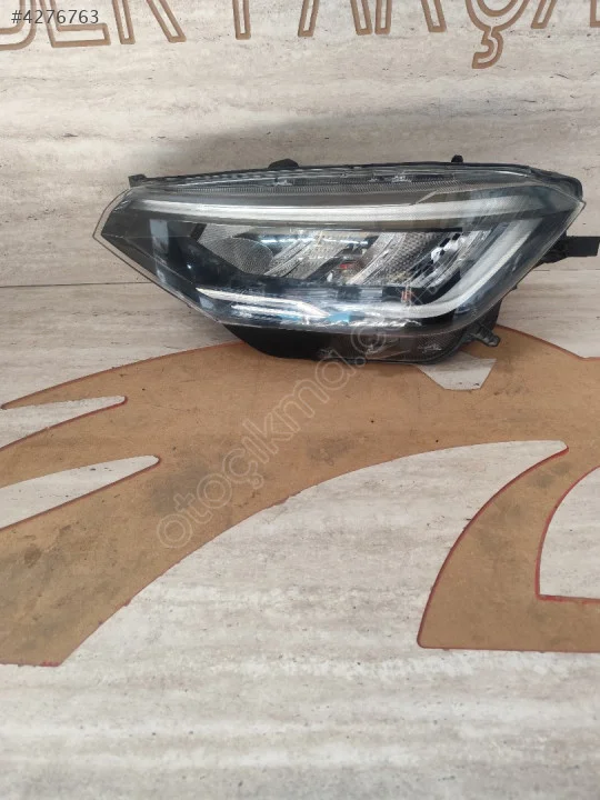 VOLKSWAGEN TAİGO SOL ÖN FAR