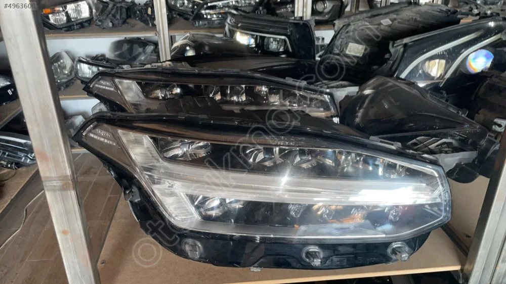 Volvo S80 2018-2026 Sağ Far