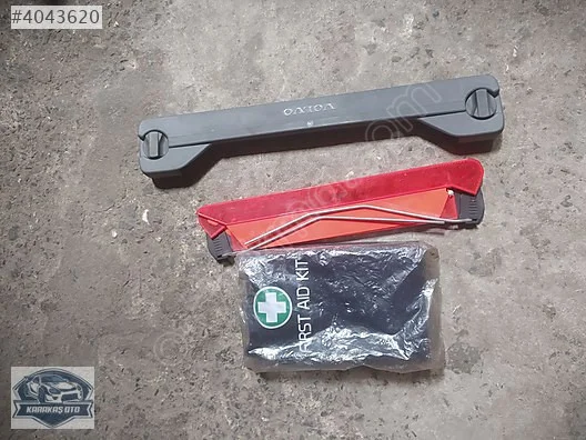 VOLVO S80 REFLEKTÖR BAGAJ İÇİ İLK YARDIM ÇANTASI ORJİNAL
