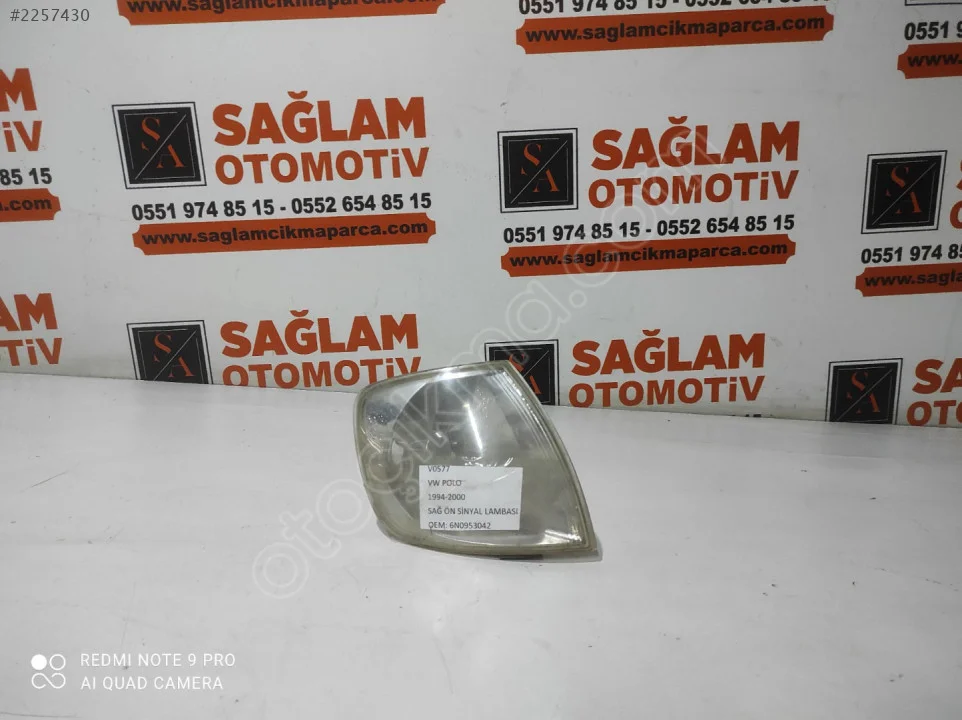 VW POLO 94-00 ÇIKMA  SAĞ ÖN SİNYAL LAMBASI OEM; 6N0953042